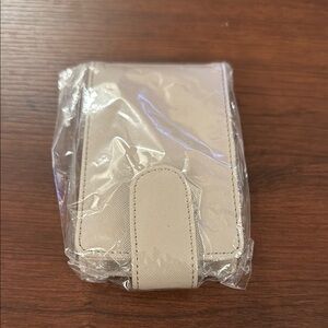 Premium Beige Lip Gloss Holder & Mirror